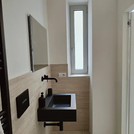 Boutique Via Veneto By Supastays Apartment Rome